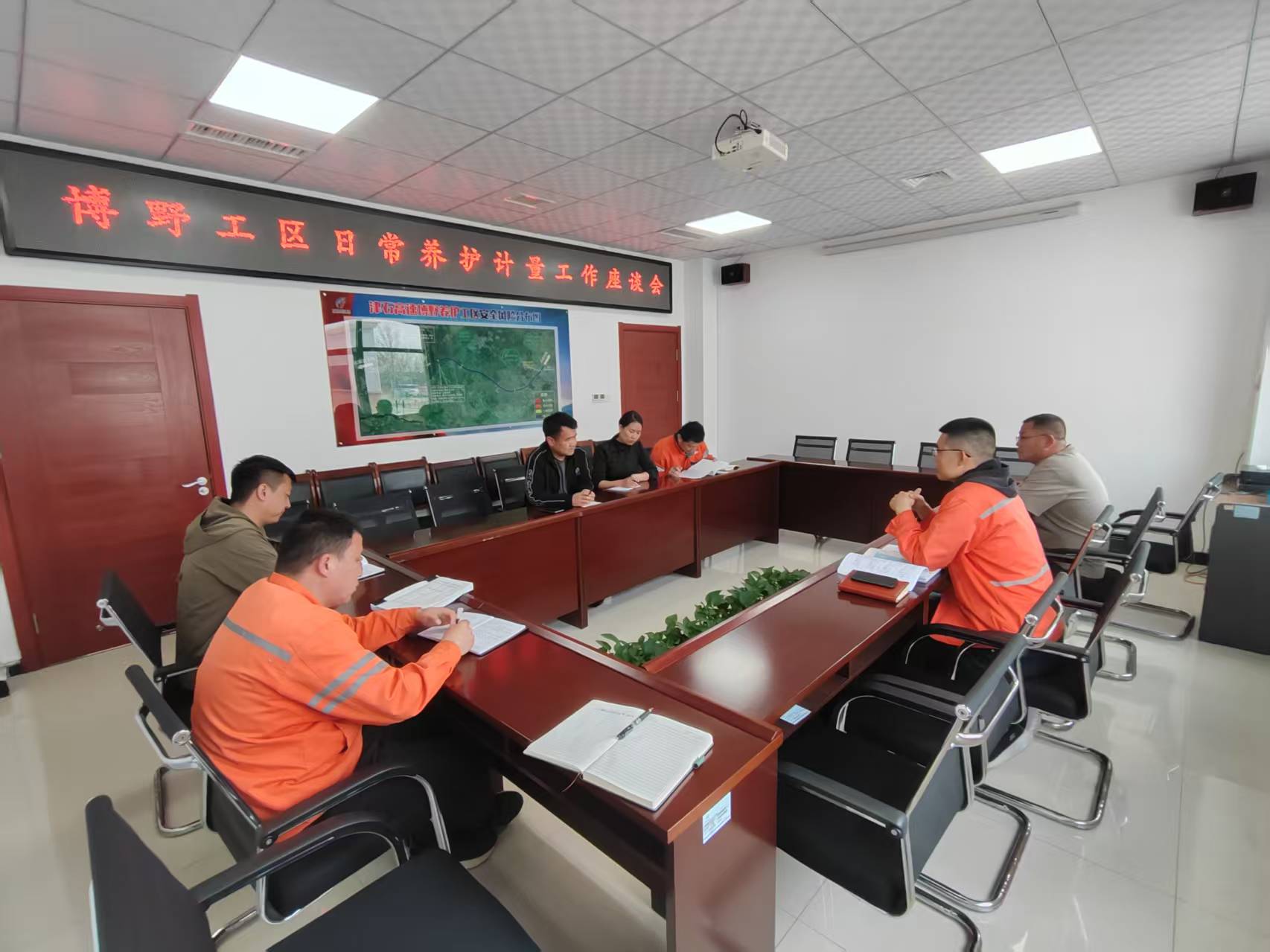 dd9adef38a40280ddb1c002d1a8afdc.jpg