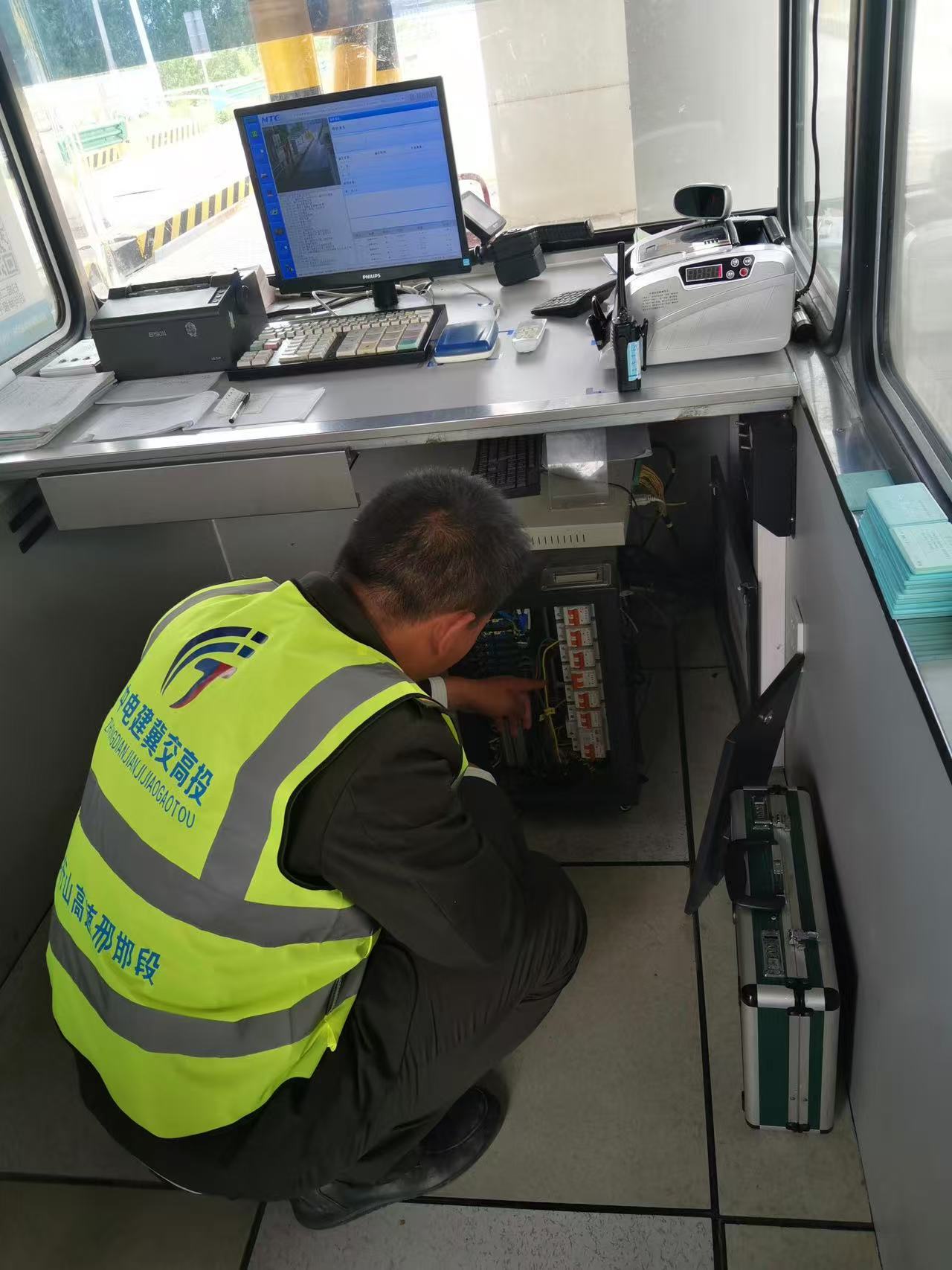 a5e1656503fa356472e88e04f5f3b76.jpg
