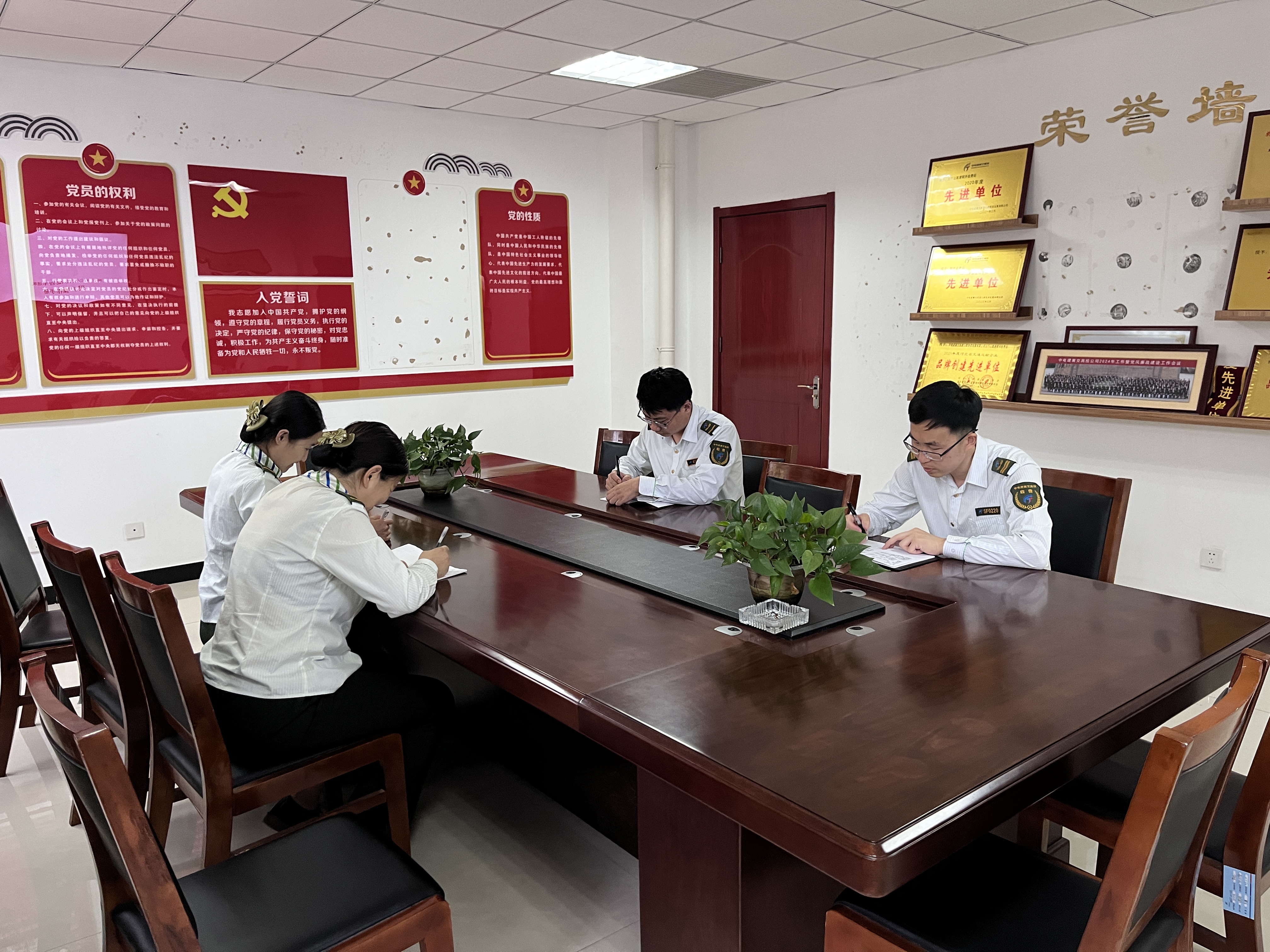 C202EFEB-28F0-4FF7-91A8-C55ADA2EB0AE.jpeg